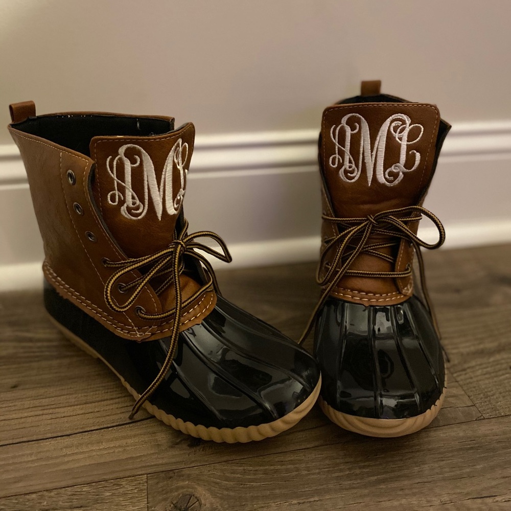 🎉HP🎉MORE OPTIONS AVAIL. Monogrammed Duck Boots